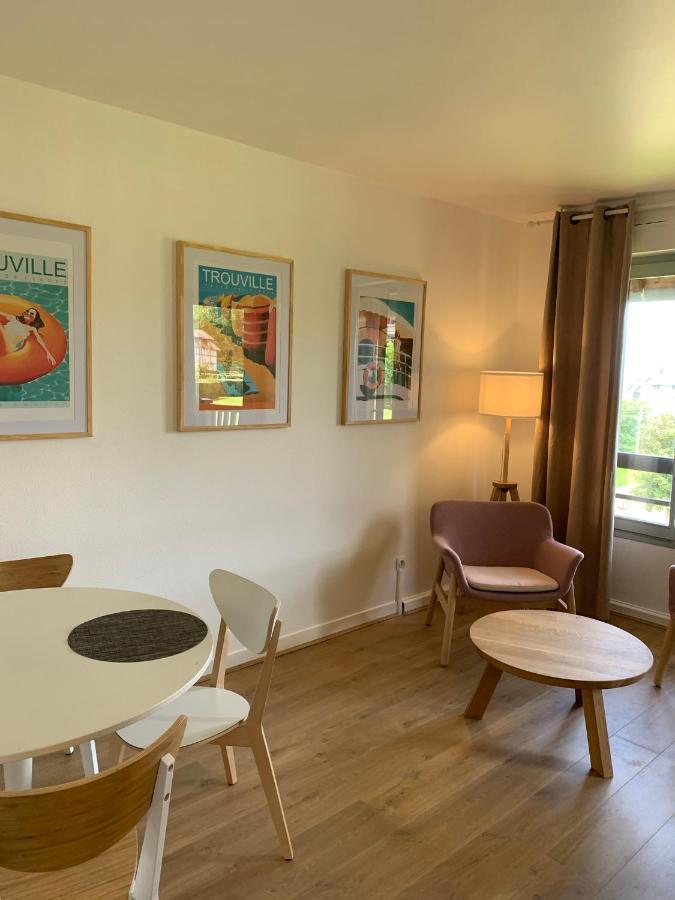 L'Appartement Vue Mer De La Villa Des Rosiers - Trouville Sur Mer Dış mekan fotoğraf